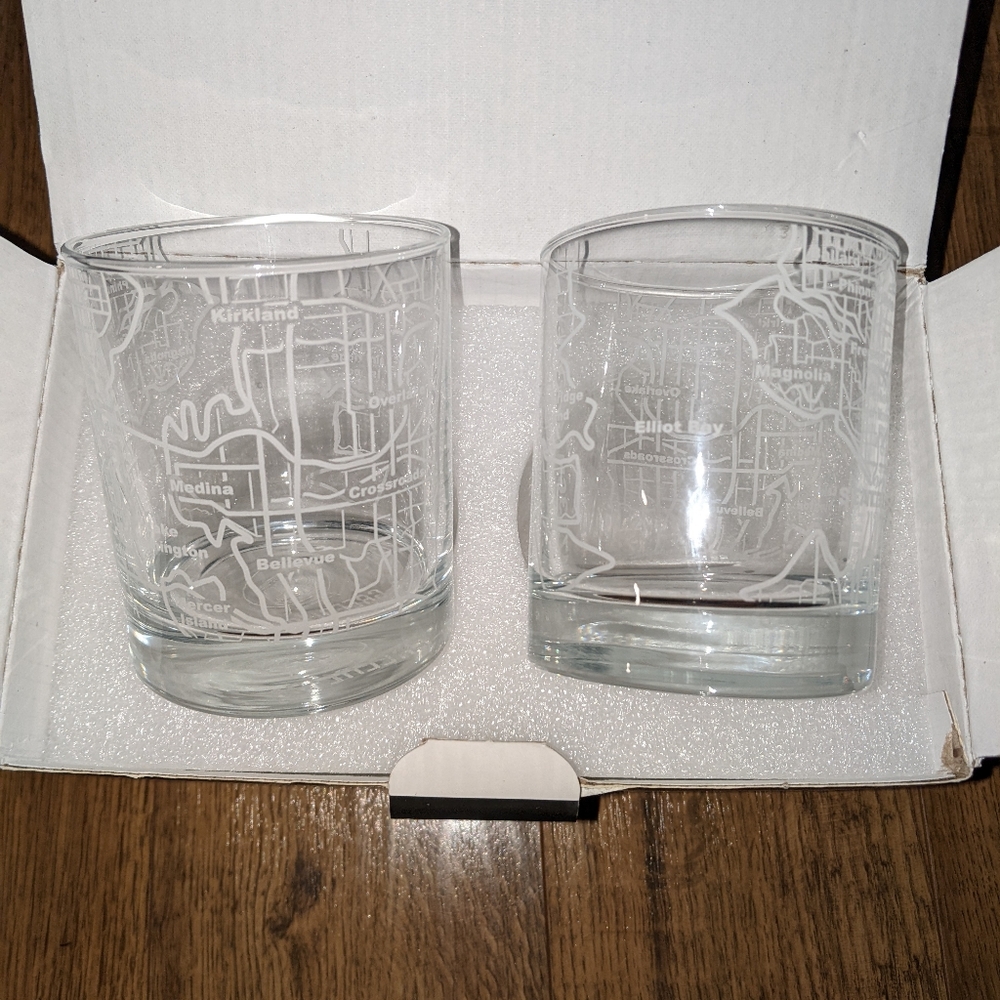 Greenline Goods Whiskey Glasses 10 Oz Tumbler Gift Set of Two - Seattle